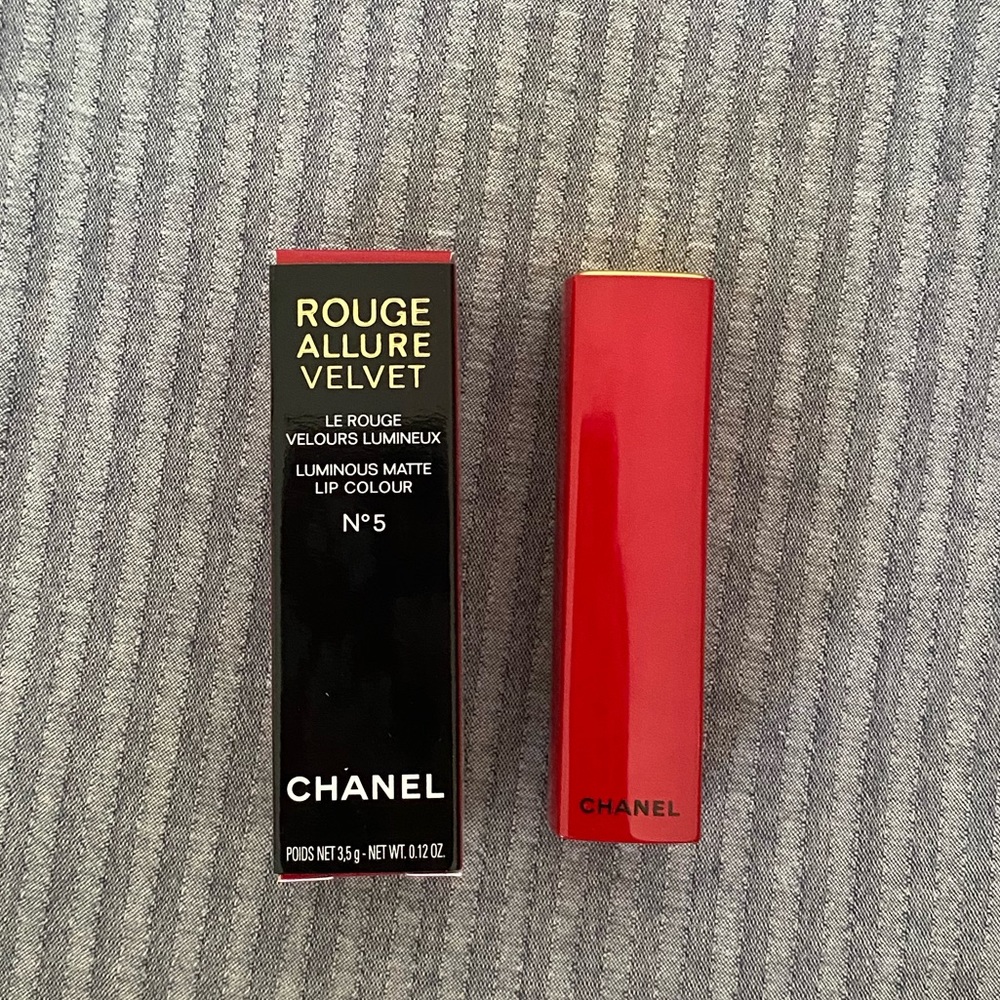 Chanel N5 Rouge Velvet Allure Red Lipstick